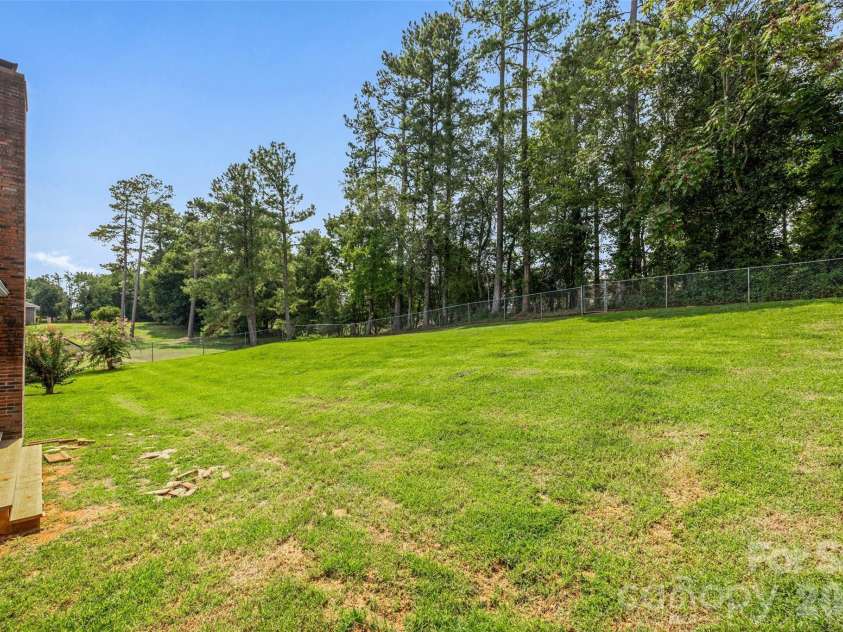 221 Nancy Drive, Shelby, NC 28152.  MLS# CAR4421218, YatesRealty ID 49775. 