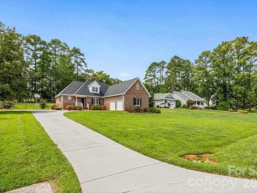 221 Nancy Drive, Shelby, NC 28152.  MLS# CAR4421218, YatesRealty ID 49775. No HOA!