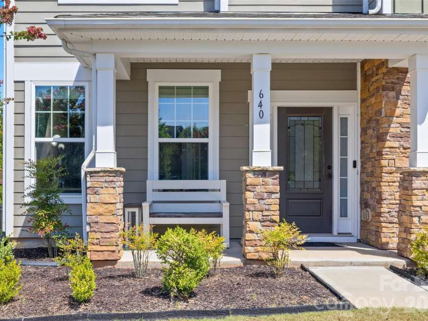 640 Maple Hill Drive, Fort Mill, SC 29715.  MLS# CAR4421369, YatesRealty ID 49776. 