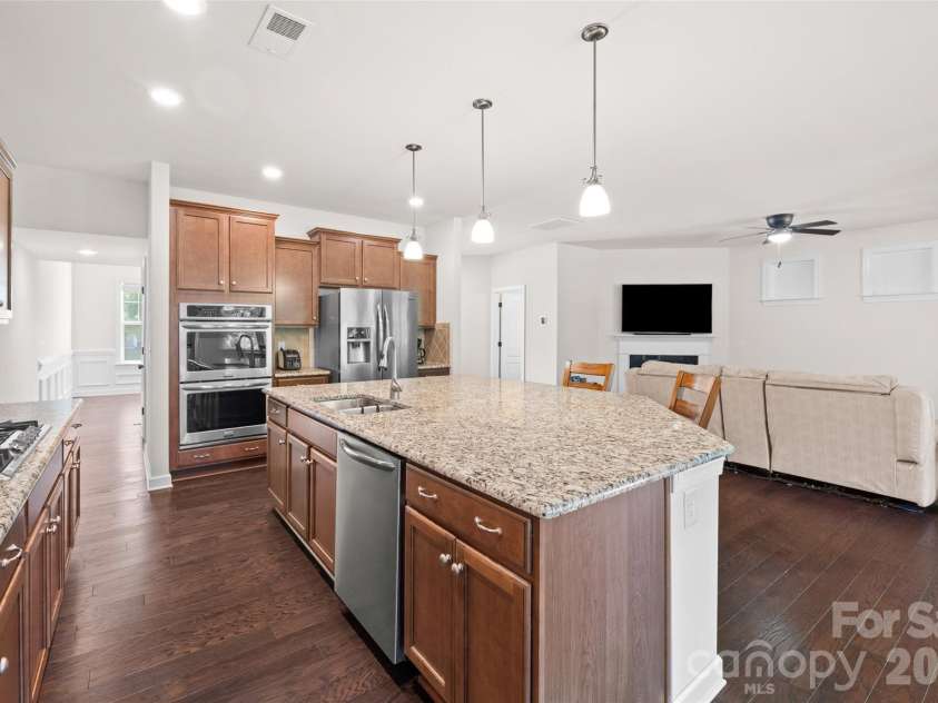 640 Maple Hill Drive, Fort Mill, SC 29715.  MLS# CAR4421369, YatesRealty ID 49776. 