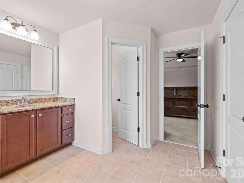 640 Maple Hill Drive, Fort Mill, SC 29715.  MLS# CAR4421369, YatesRealty ID 49776. 