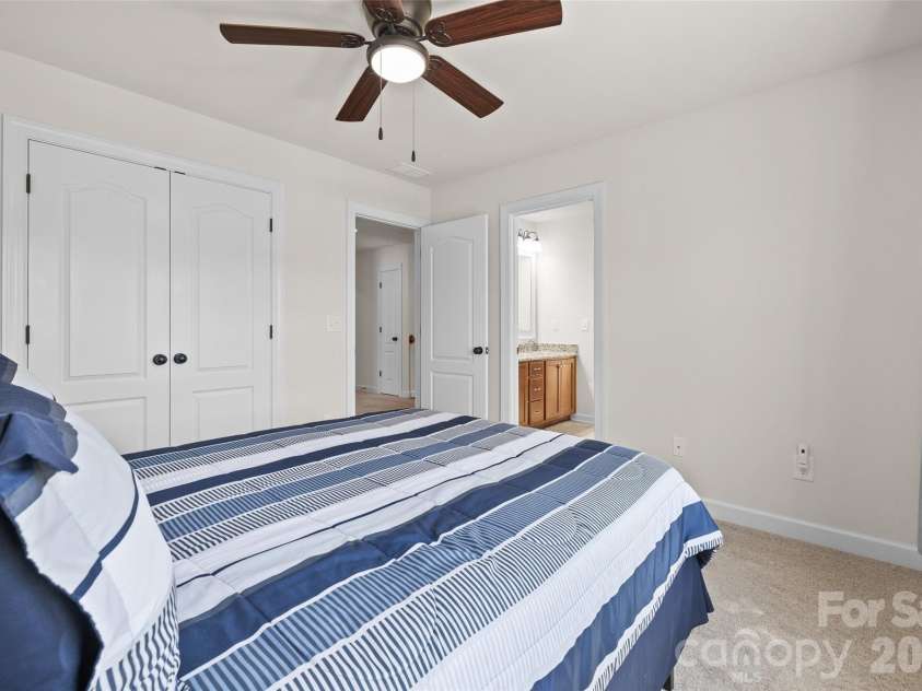 640 Maple Hill Drive, Fort Mill, SC 29715.  MLS# CAR4421369, YatesRealty ID 49776. 