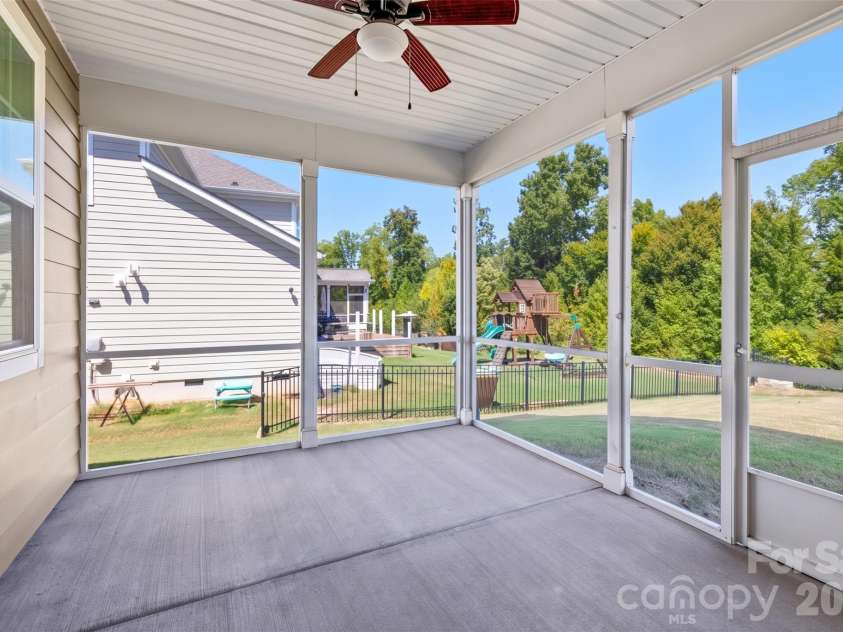 640 Maple Hill Drive, Fort Mill, SC 29715.  MLS# CAR4421369, YatesRealty ID 49776. 