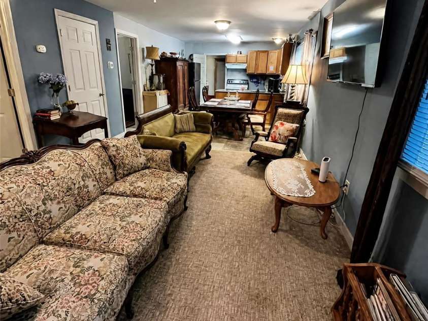 816 Skyland Street, Kannapolis, NC 28083.  MLS# CAR4421097, YatesRealty ID 49777. Den