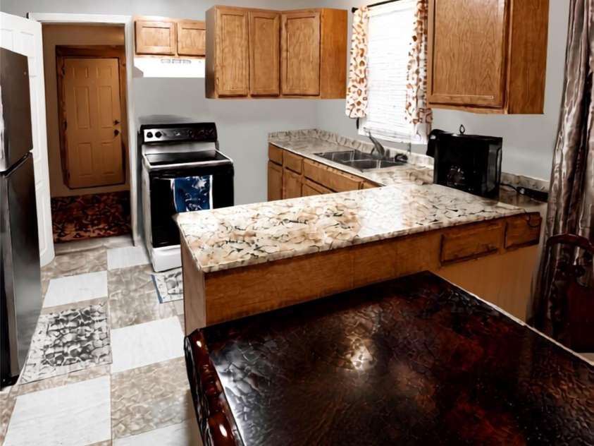 816 Skyland Street, Kannapolis, NC 28083.  MLS# CAR4421097, YatesRealty ID 49777. Dining Kitchen