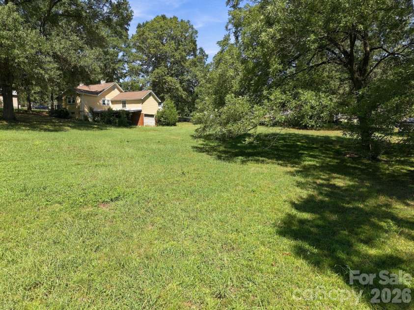 2600 Haven Street, Kannapolis, NC 28083.  MLS# CAR4421164, YatesRealty ID 49779. 