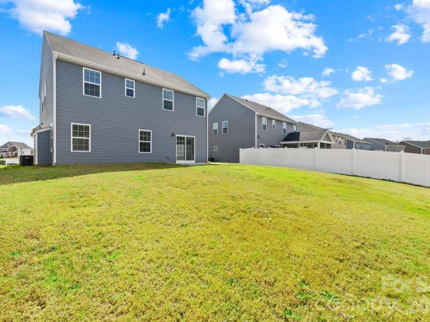 1860 Tacoma Way, Denver, NC 28037.  MLS# CAR4356328, YatesRealty ID 4978. 
