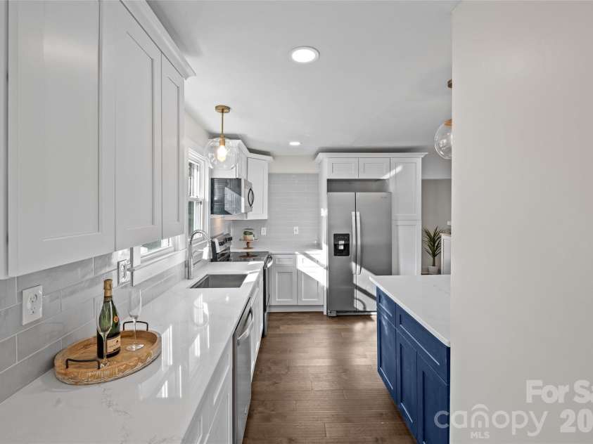 691 Gibson Drive, Concord, NC 28025.  MLS# CAR4420876, YatesRealty ID 49781. 