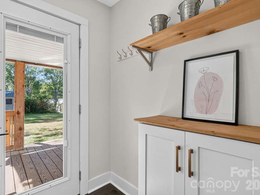 691 Gibson Drive, Concord, NC 28025.  MLS# CAR4420876, YatesRealty ID 49781. 