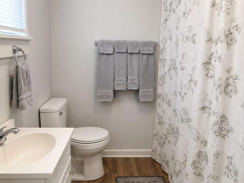 900 Alma Avenue, Kannapolis, NC 28081.  MLS# CAR4421048, YatesRealty ID 49782. 