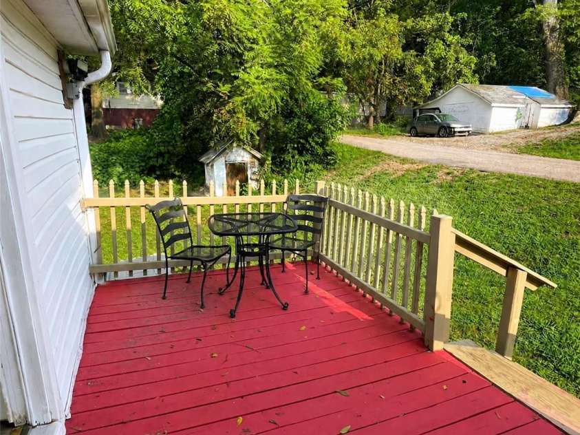 900 Alma Avenue, Kannapolis, NC 28081.  MLS# CAR4421048, YatesRealty ID 49782. Side Deck