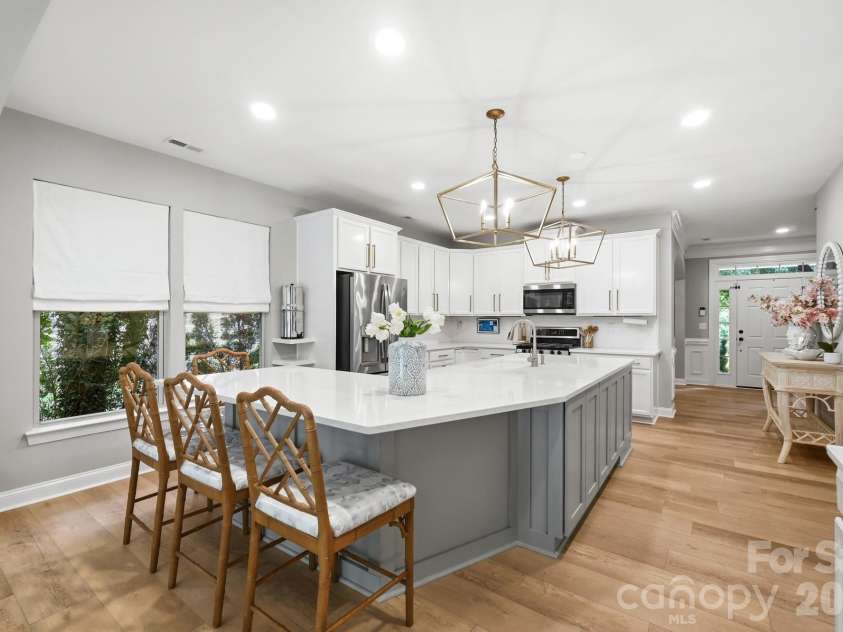 945 Rock Forest Way, Indian Land, SC 29707.  MLS# CAR4420908, YatesRealty ID 49783. Kitchen
