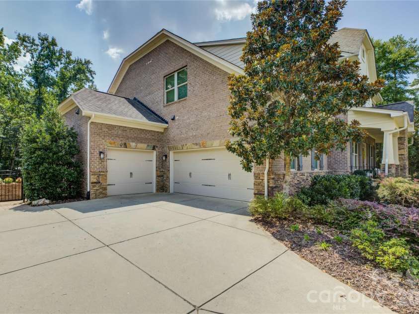 2324 Sommerton Glen, Indian Land, SC 29707.  MLS# CAR4420875, YatesRealty ID 49784. 3 car side load garage