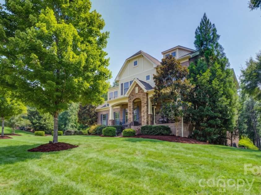 2324 Sommerton Glen, Indian Land, SC 29707.  MLS# CAR4420875, YatesRealty ID 49784. 