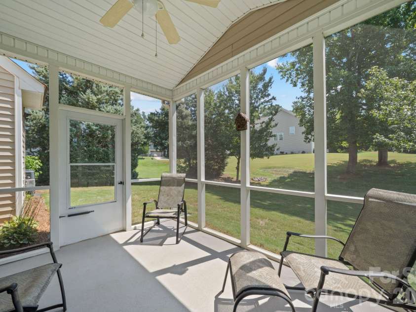 608 Cedar Trace Drive, Lake Wylie, SC 29710.  MLS# CAR4420650, YatesRealty ID 49787. 