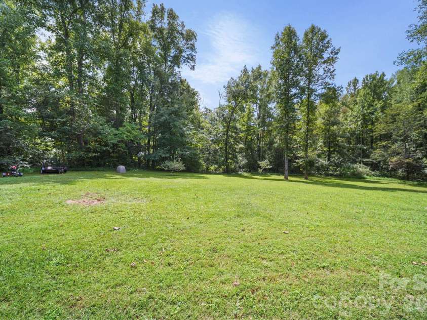635 Rhododendron Drive, Salisbury, NC 28146.  MLS# CAR4420684, YatesRealty ID 49788. 