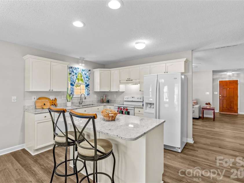 143 Ashwood Lane, Mooresville, NC 28117.  MLS# CAR4349646, YatesRealty ID 4979. Open Floor Plan