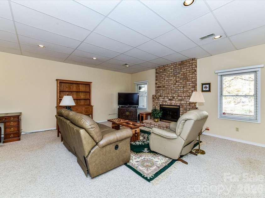 7769 Dellinger Road, Denver, NC 28037.  MLS# CAR4420447, YatesRealty ID 49795. 