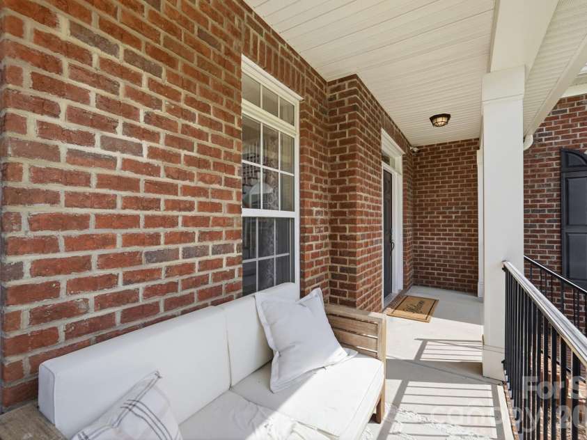 5875 Tipperary Drive, Denver, NC 28037.  MLS# CAR4420073, YatesRealty ID 49797. 