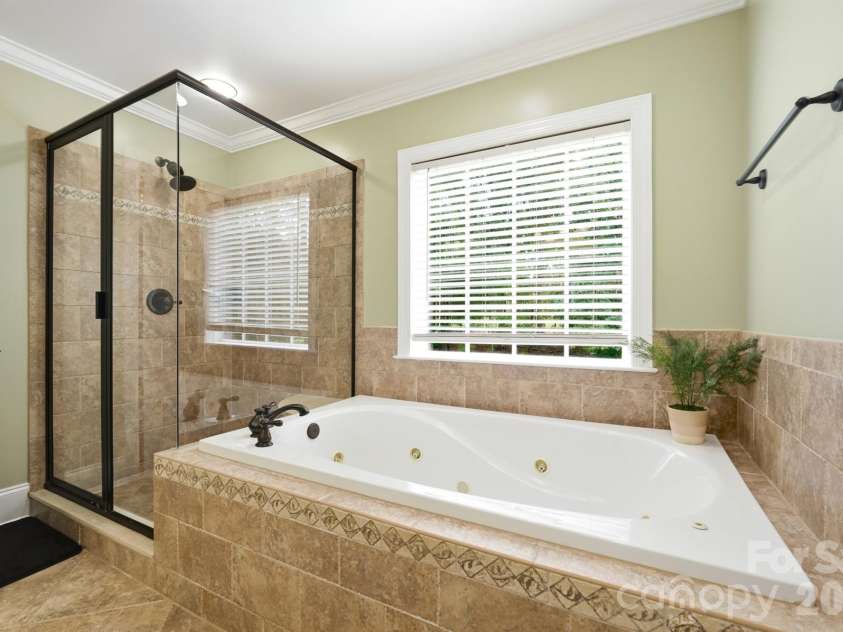 5875 Tipperary Drive, Denver, NC 28037.  MLS# CAR4420073, YatesRealty ID 49797. 