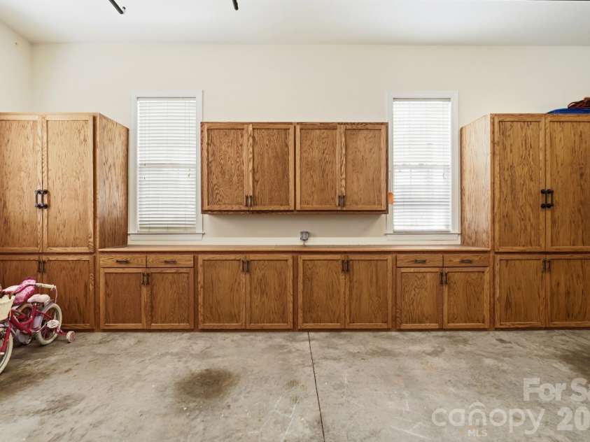 5875 Tipperary Drive, Denver, NC 28037.  MLS# CAR4420073, YatesRealty ID 49797. 