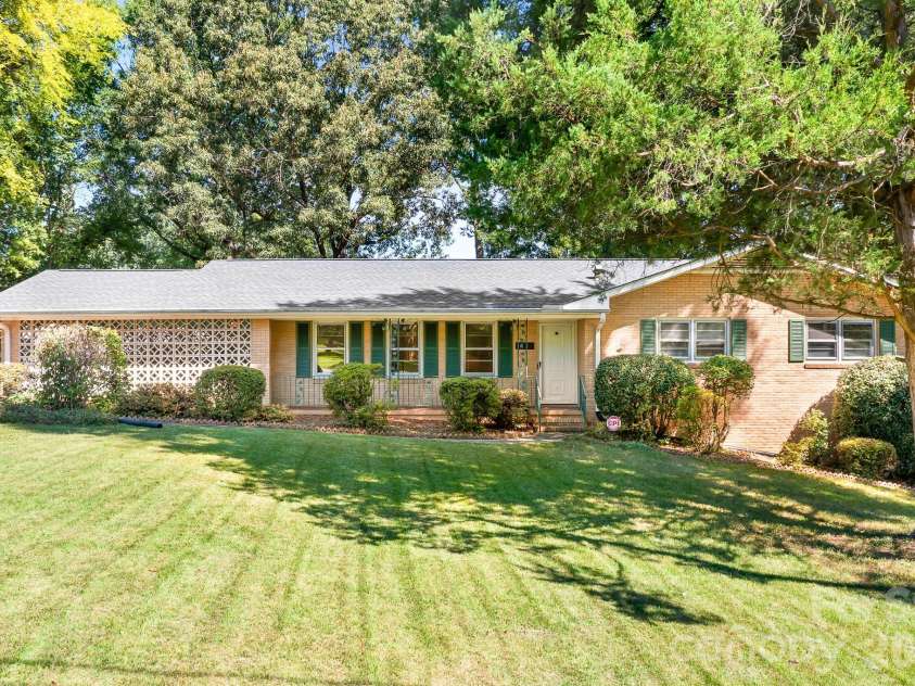 316 Hudson Drive, Harrisburg, NC 28075.  MLS# CAR4420210, YatesRealty ID 49798. 