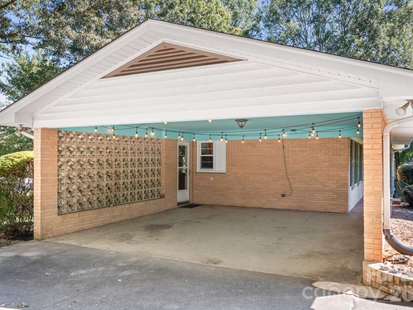 316 Hudson Drive, Harrisburg, NC 28075.  MLS# CAR4420210, YatesRealty ID 49798. 