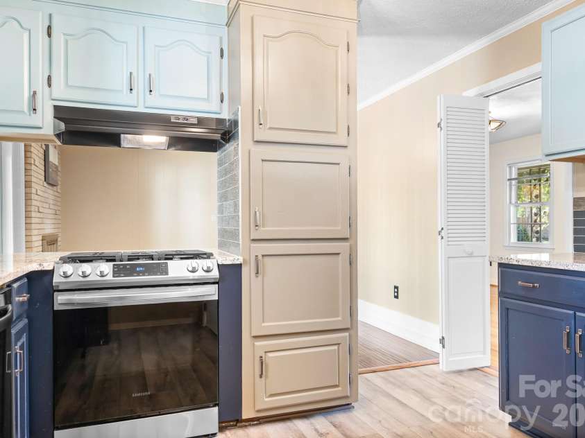 316 Hudson Drive, Harrisburg, NC 28075.  MLS# CAR4420210, YatesRealty ID 49798. 