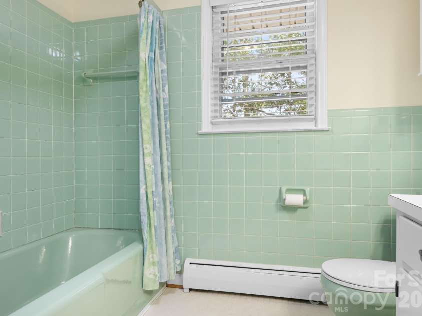 316 Hudson Drive, Harrisburg, NC 28075.  MLS# CAR4420210, YatesRealty ID 49798. 
