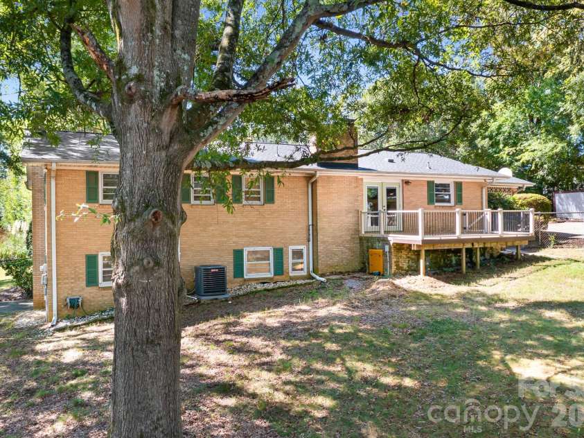 316 Hudson Drive, Harrisburg, NC 28075.  MLS# CAR4420210, YatesRealty ID 49798. 