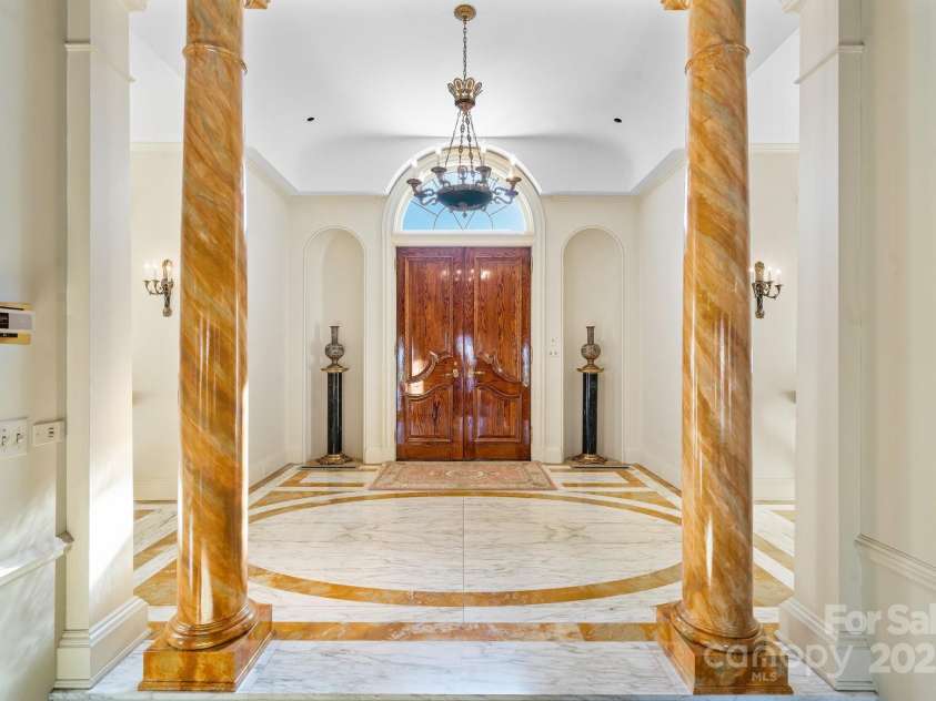 135 Claron Place, Lenoir, NC 28645.  MLS# CAR4213212, YatesRealty ID 498. Entrance