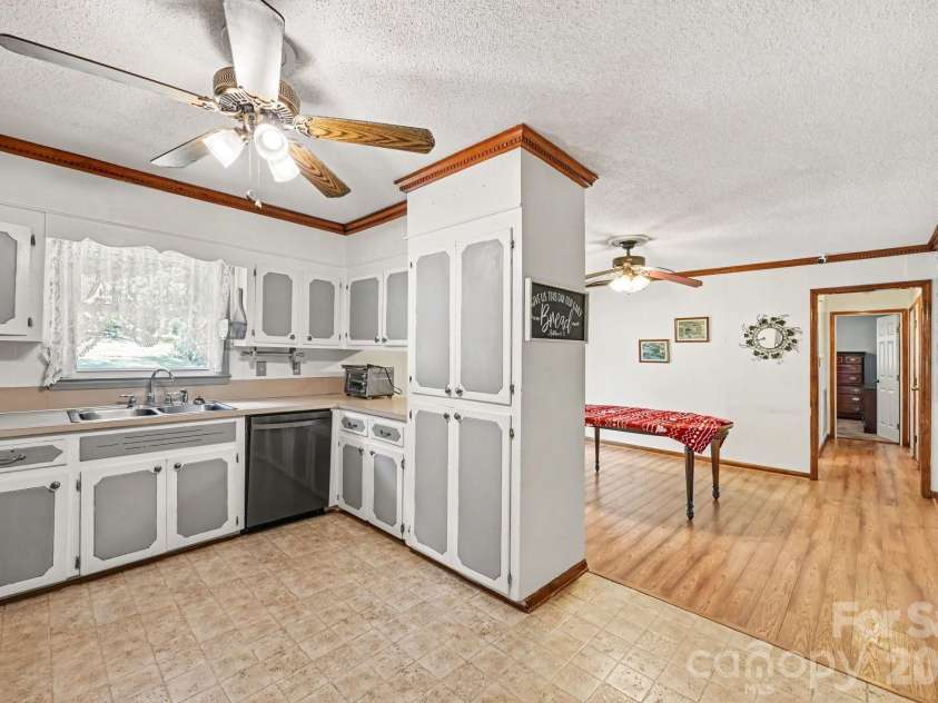 141 Howie Street, Mount Holly, NC 28120.  MLS# CAR4419633, YatesRealty ID 49803. 