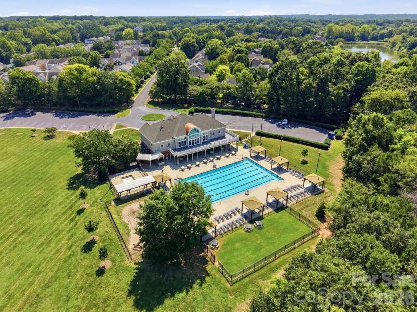 7130 Prescott Pond Lane, Charlotte, NC 28270.  MLS# CAR4419460, YatesRealty ID 49805. HOA- amenities