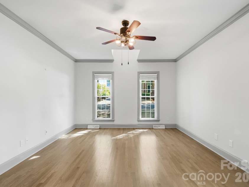 7130 Prescott Pond Lane, Charlotte, NC 28270.  MLS# CAR4419460, YatesRealty ID 49805. Primary Bedroom on main floor