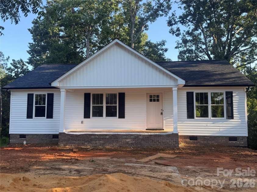 1245 Wendover Avenue, Albemarle, NC 28001.  MLS# CAR4418095, YatesRealty ID 49809. 