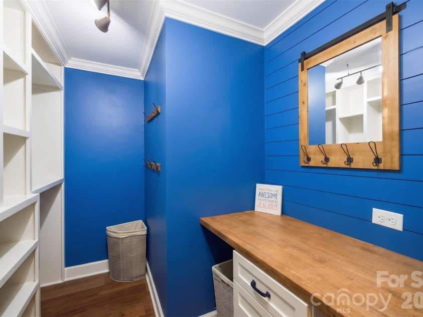 1009 Brookmeade Drive, Waxhaw, NC 28173.  MLS# CAR4418227, YatesRealty ID 49812. 