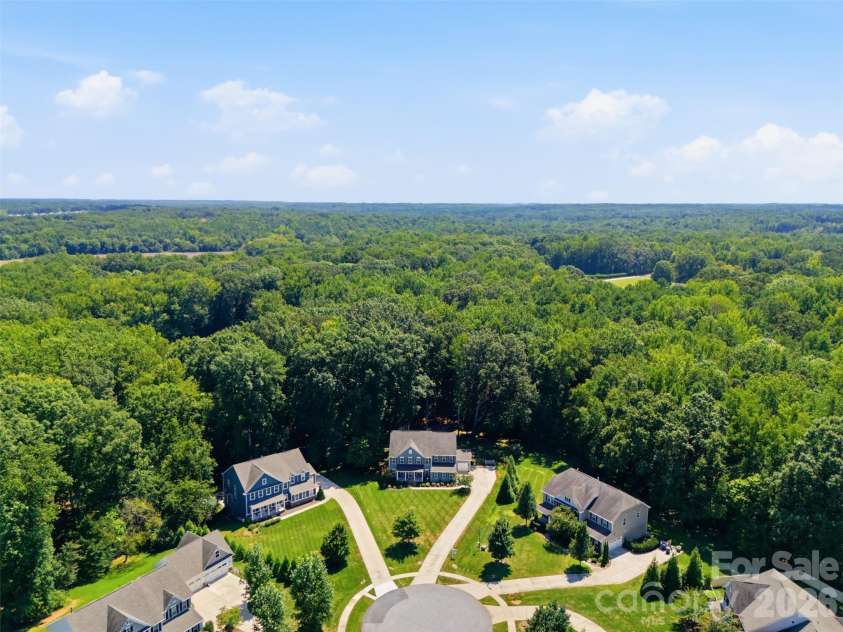 1009 Brookmeade Drive, Waxhaw, NC 28173.  MLS# CAR4418227, YatesRealty ID 49812. 