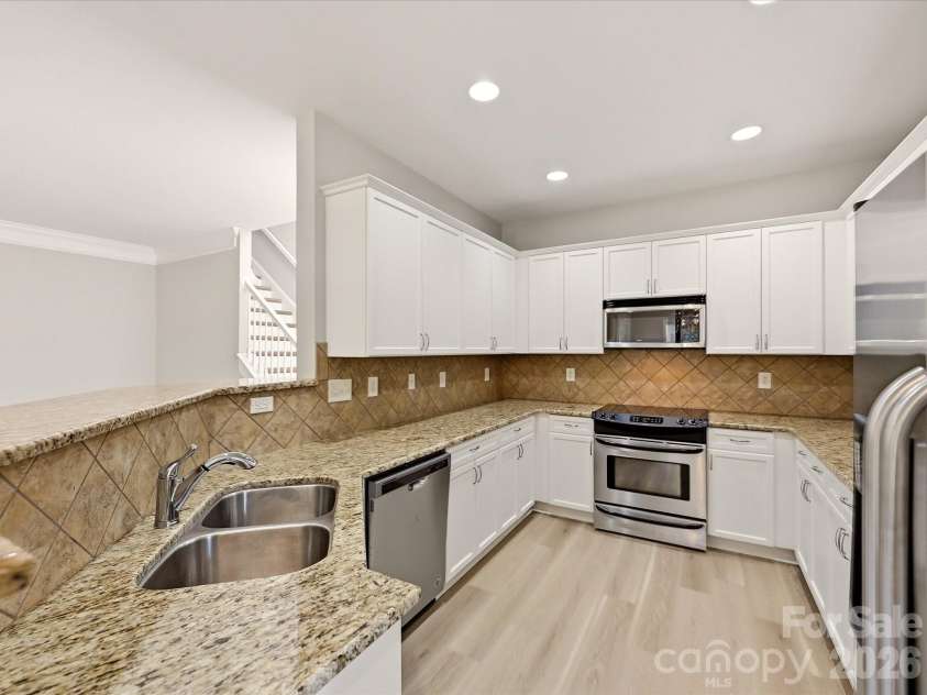 20345 Harroway Drive, Cornelius, NC 28031.  MLS# CAR4418948, YatesRealty ID 49813. 