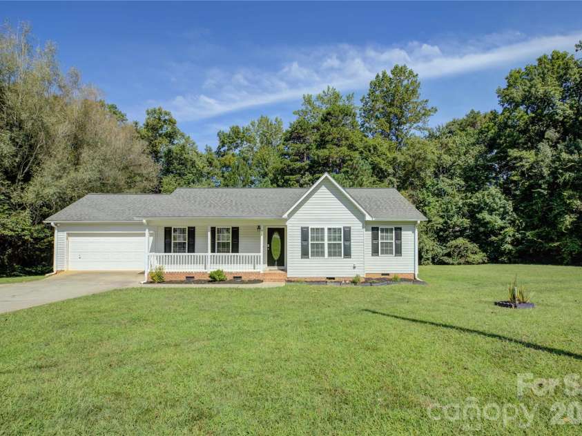 170 State Park Road, Troutman, NC 28166.  MLS# CAR4417821, YatesRealty ID 49814. 