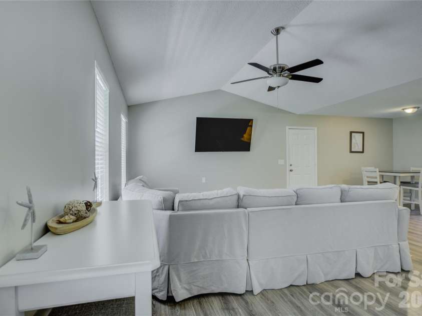170 State Park Road, Troutman, NC 28166.  MLS# CAR4417821, YatesRealty ID 49814. 