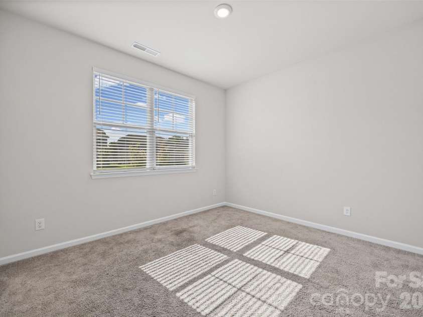 3036 Bluff Hill Lane, Charlotte, NC 28215.  MLS# CAR4417925, YatesRealty ID 49815. 