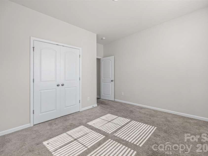 3036 Bluff Hill Lane, Charlotte, NC 28215.  MLS# CAR4417925, YatesRealty ID 49815. 