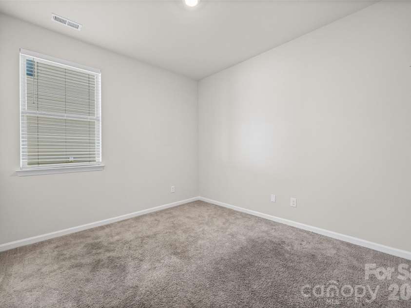 3036 Bluff Hill Lane, Charlotte, NC 28215.  MLS# CAR4417925, YatesRealty ID 49815. 