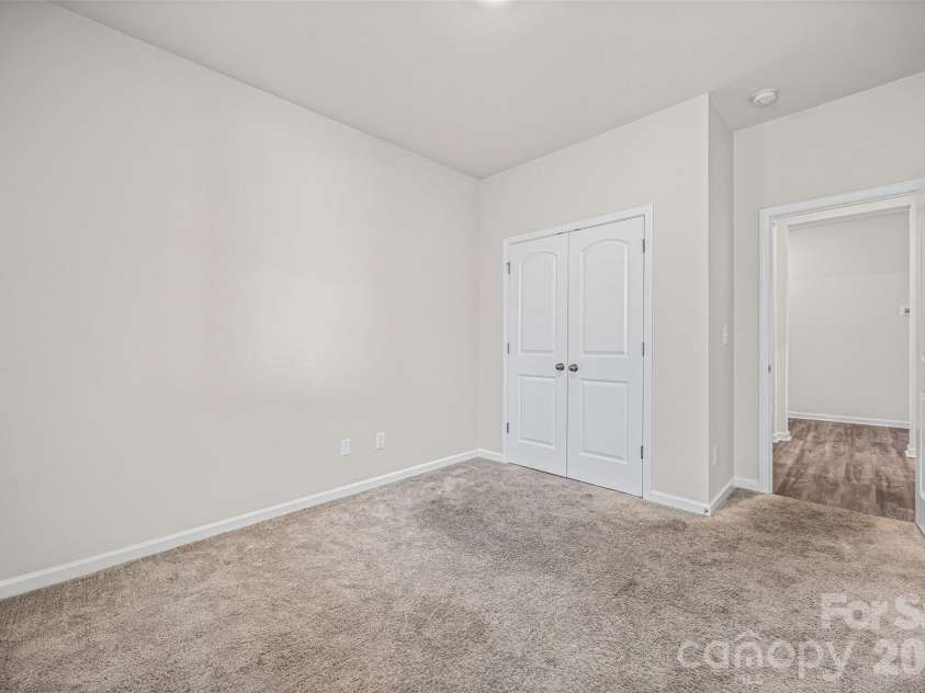 3036 Bluff Hill Lane, Charlotte, NC 28215.  MLS# CAR4417925, YatesRealty ID 49815. 
