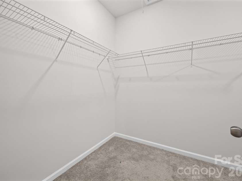 3036 Bluff Hill Lane, Charlotte, NC 28215.  MLS# CAR4417925, YatesRealty ID 49815. 