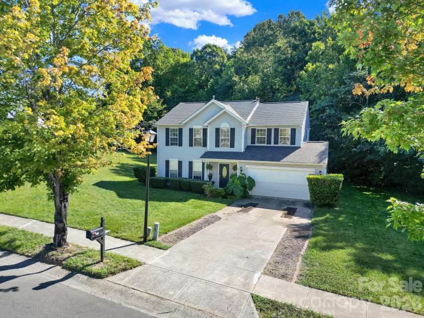 1414 Harland Street, Charlotte, NC 28216.  MLS# CAR4417813, YatesRealty ID 49816. 