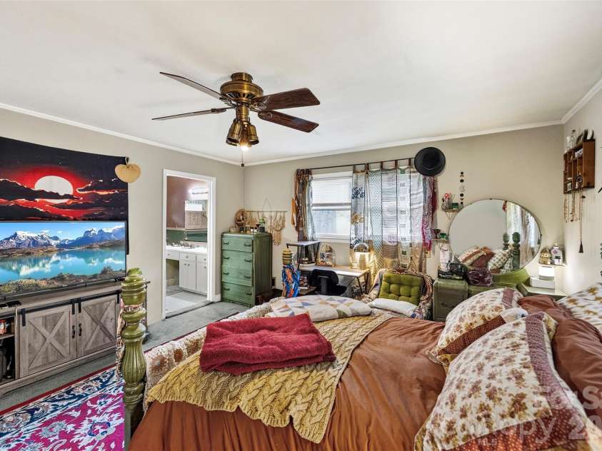 701 Home Trail, Gastonia, NC 28052.  MLS# CAR4416944, YatesRealty ID 49819. 