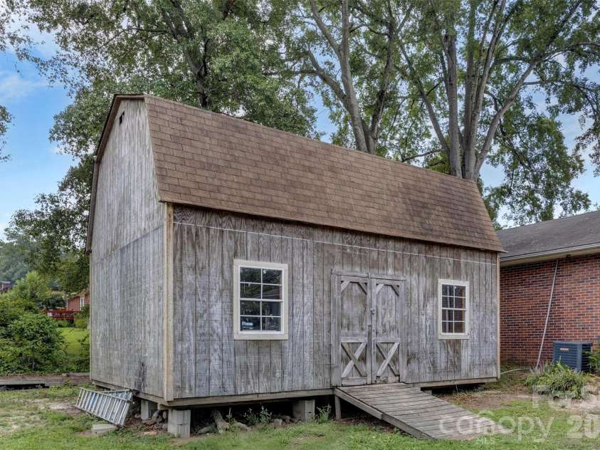 701 Home Trail, Gastonia, NC 28052.  MLS# CAR4416944, YatesRealty ID 49819. 