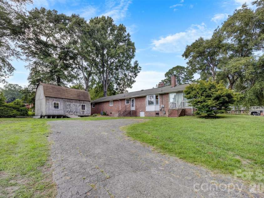 701 Home Trail, Gastonia, NC 28052.  MLS# CAR4416944, YatesRealty ID 49819. 