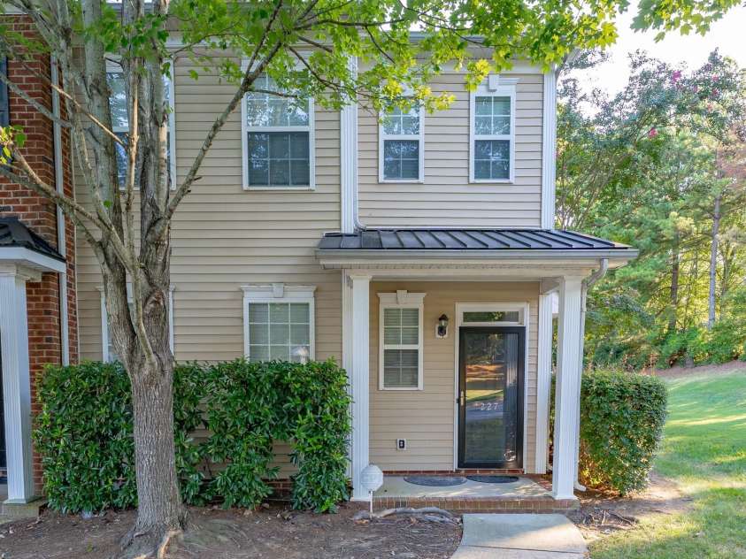 227 Township Drive, Fort Mill, SC 29715.  MLS# CAR4417161, YatesRealty ID 49820. 